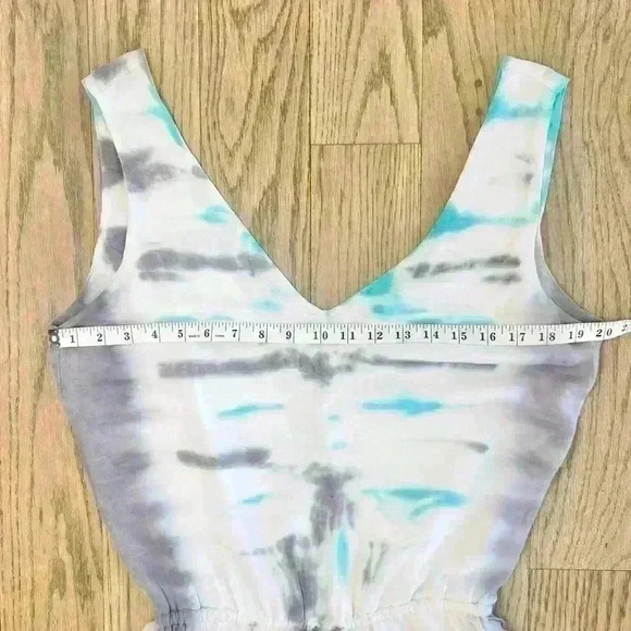 Young Fabulous & Broke Women’s Tie Dye Short Tank Romper Size Small - Picture 11 of 13